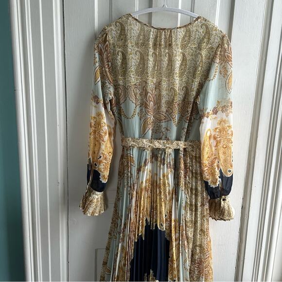 H&M Printed Pleated Chiffon V-Neck Wrap Dress Royal Wedding - Picture 10 of 11